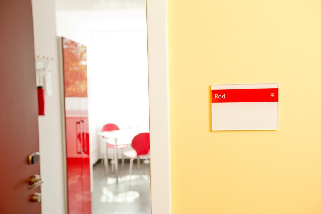 Design Sleepy Cologne Aparthotel Εξωτερικό φωτογραφία