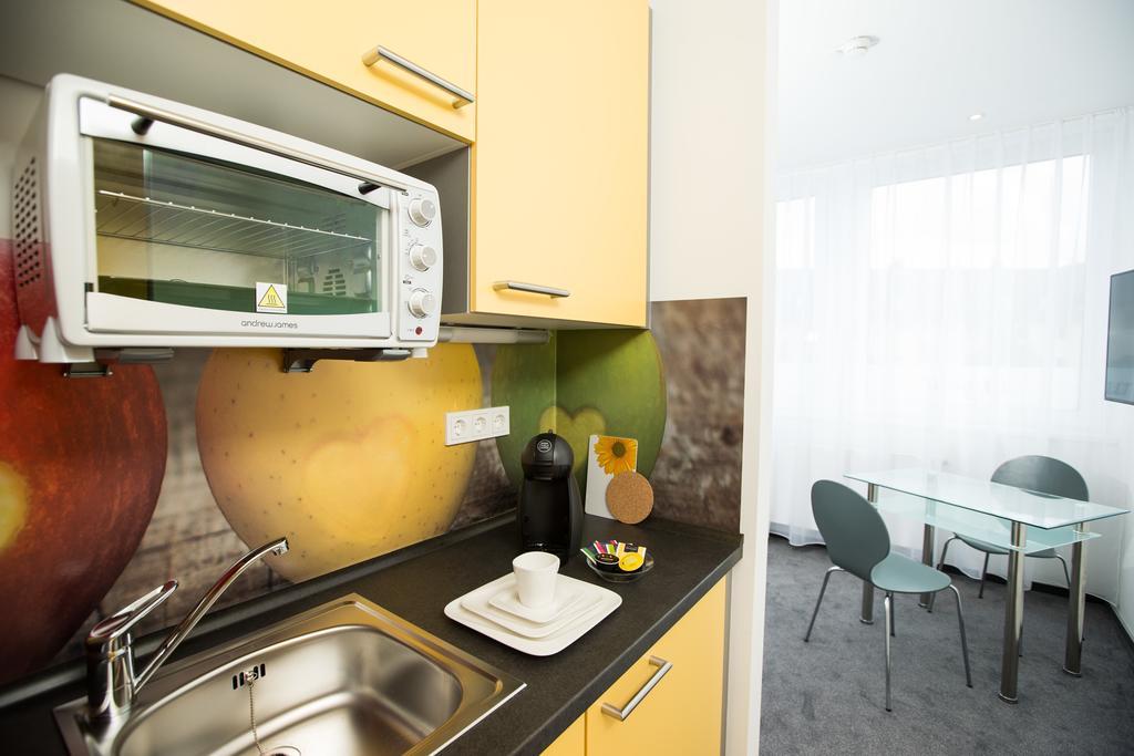 Design Sleepy Cologne Aparthotel Δωμάτιο φωτογραφία